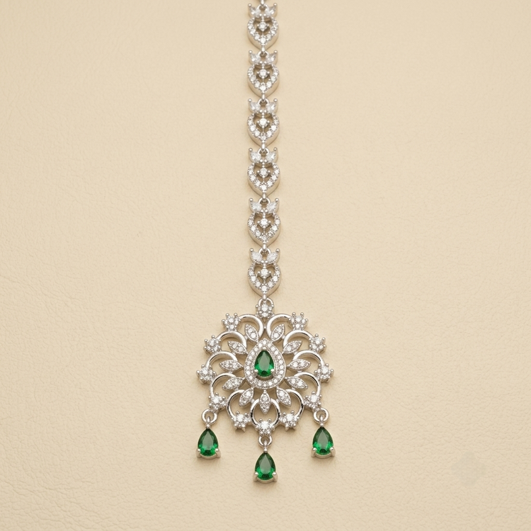 Emerald Teardrop Crystal Filigree Maang Tikka
