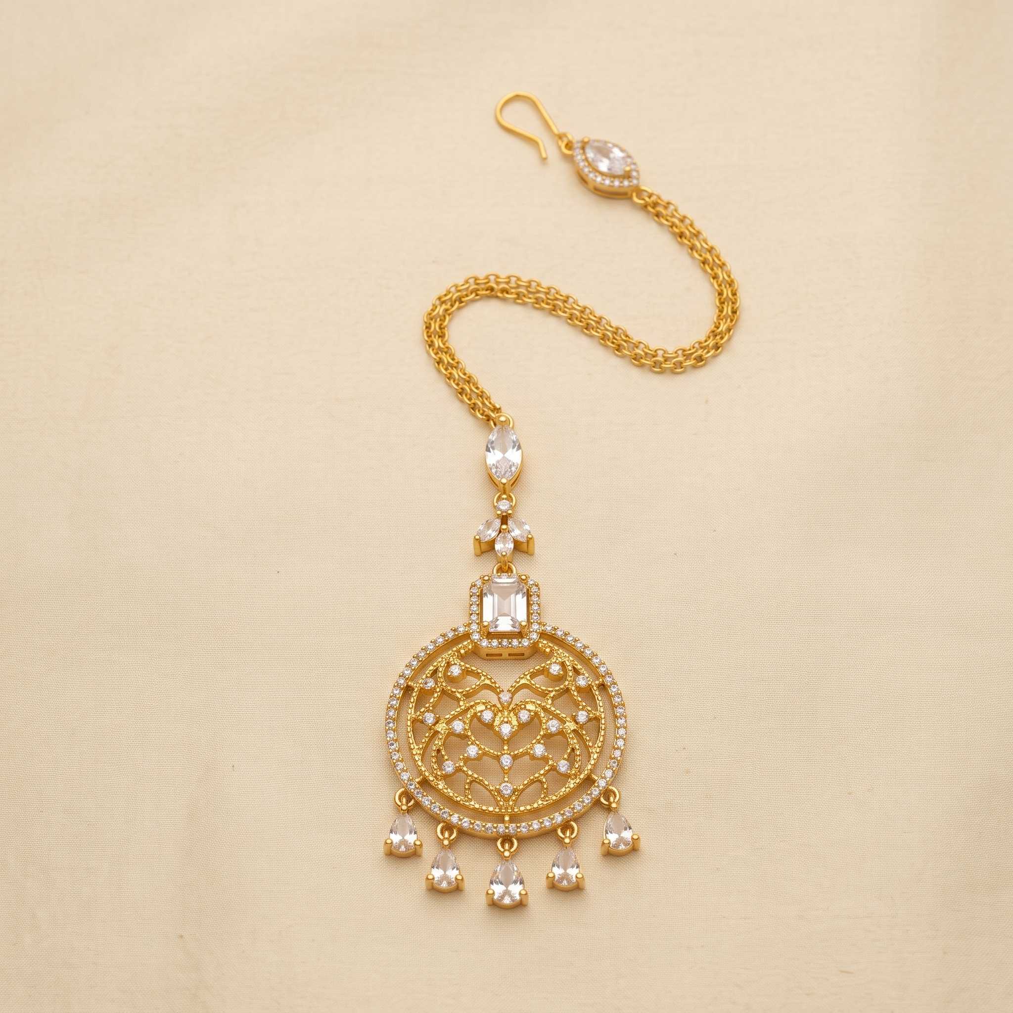 Luminous Clear Crystal Filigree Forehead Pendant