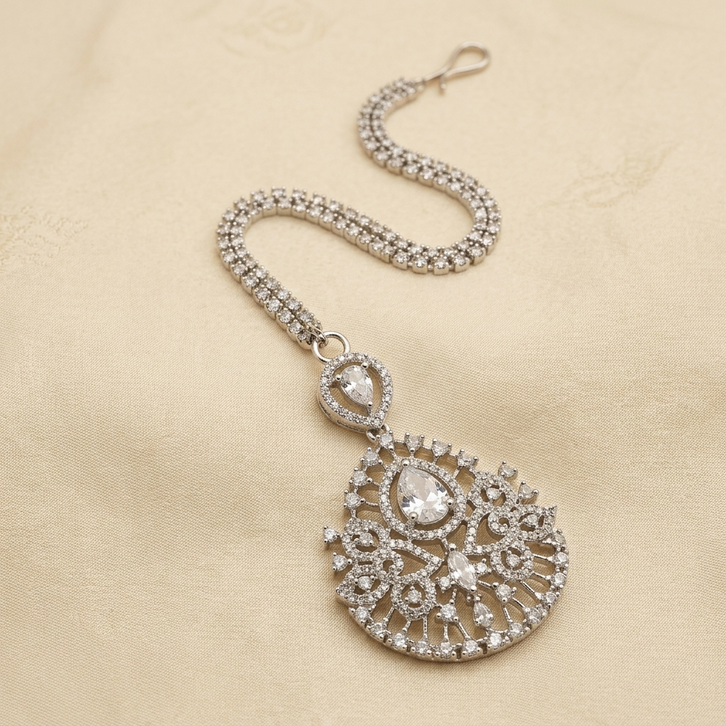 Brilliant Pear-Cut Crystal Filigree Teardrop Chain
