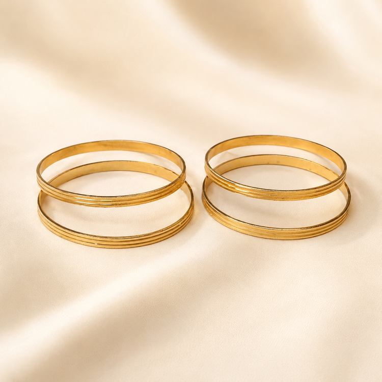 Elegant Lattice Textured Statement Bangle Set
